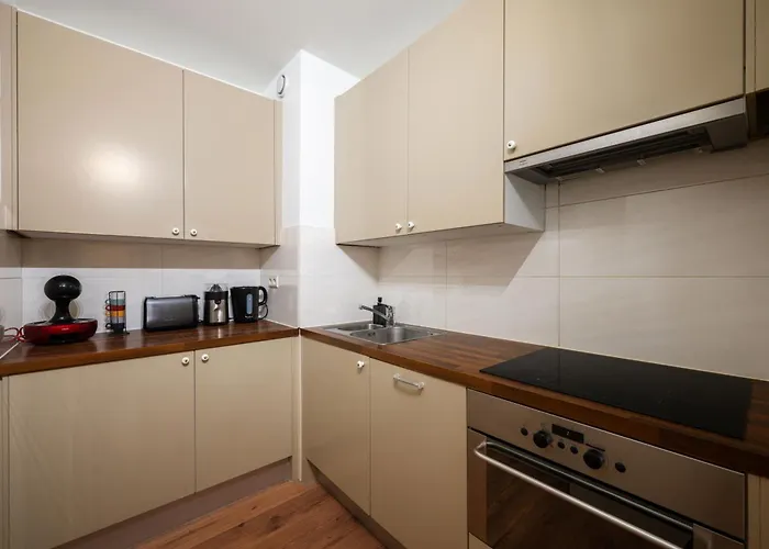 公寓 Le Sun Piscine Toit Terrasse 芒通