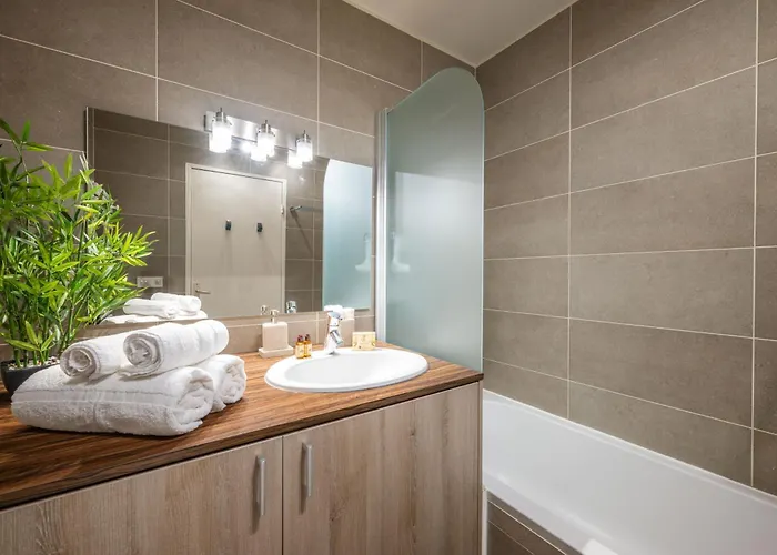 公寓 Le Sun Piscine Toit Terrasse *